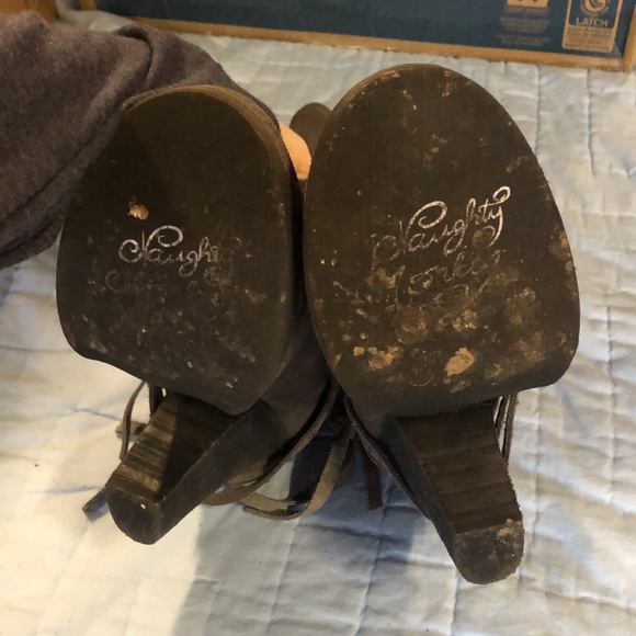 Naughty Monkey women’s boots size 7.5 - Picture 2 of 3